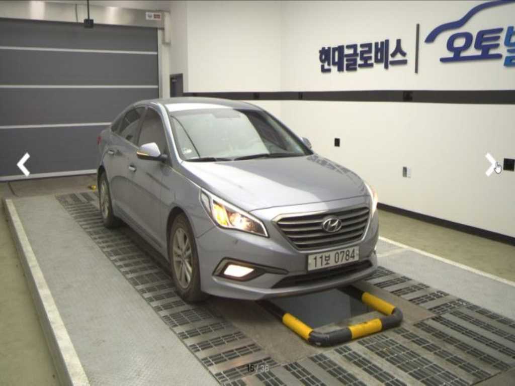 HYUNDAI Sonata - Vista 4