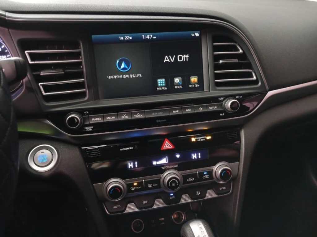 HYUNDAI Avante 2020 Blanco - Importación desde Corea - HF Imports Iquique - Foto 14