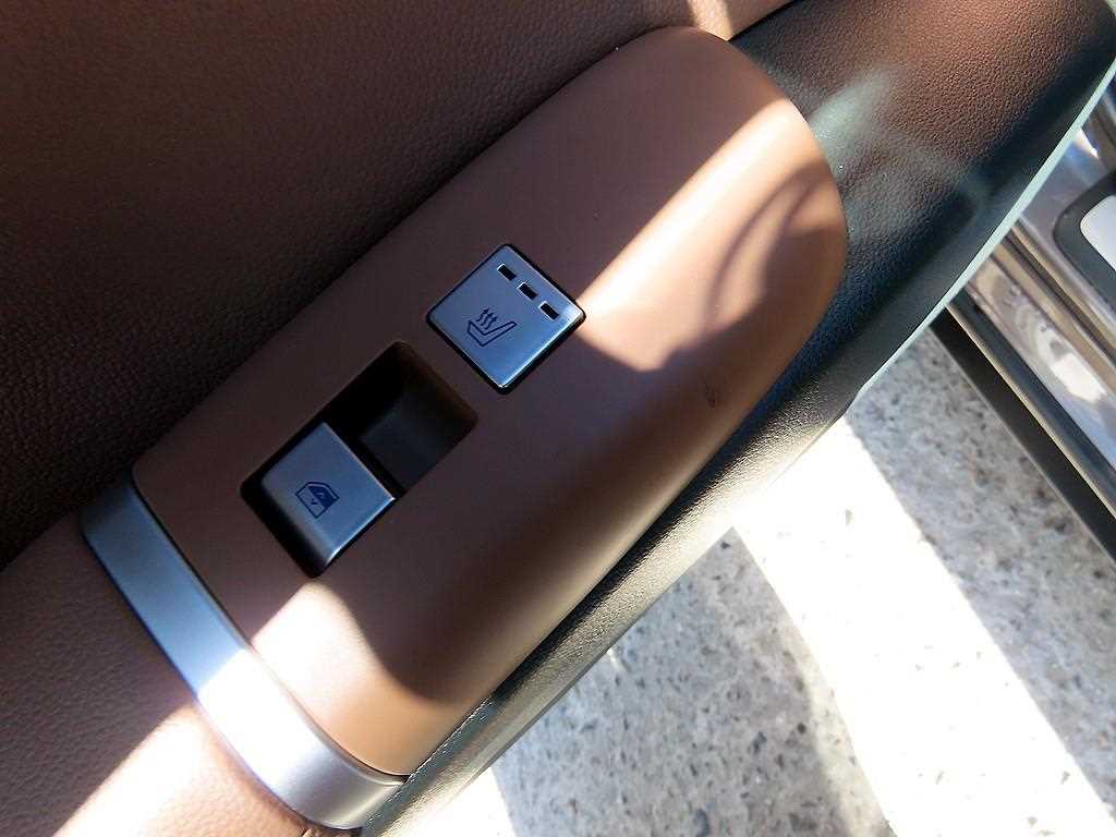 HYUNDAI Grandeur 2023 Café - Importación desde Corea - HF Imports Iquique - Foto 15