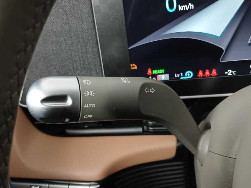 HYUNDAI Ioniq 5 - Vista 10