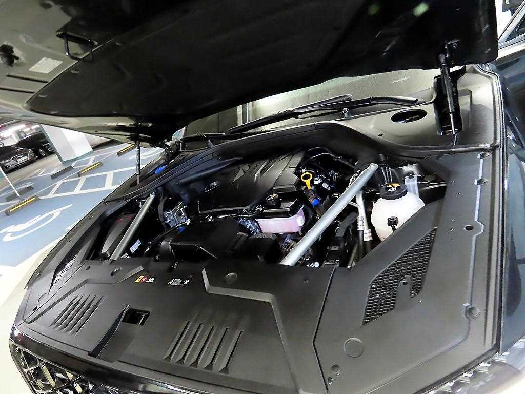 Genesis GV70 2025 Negro - Importación desde Corea - HF Imports Iquique - Foto 19