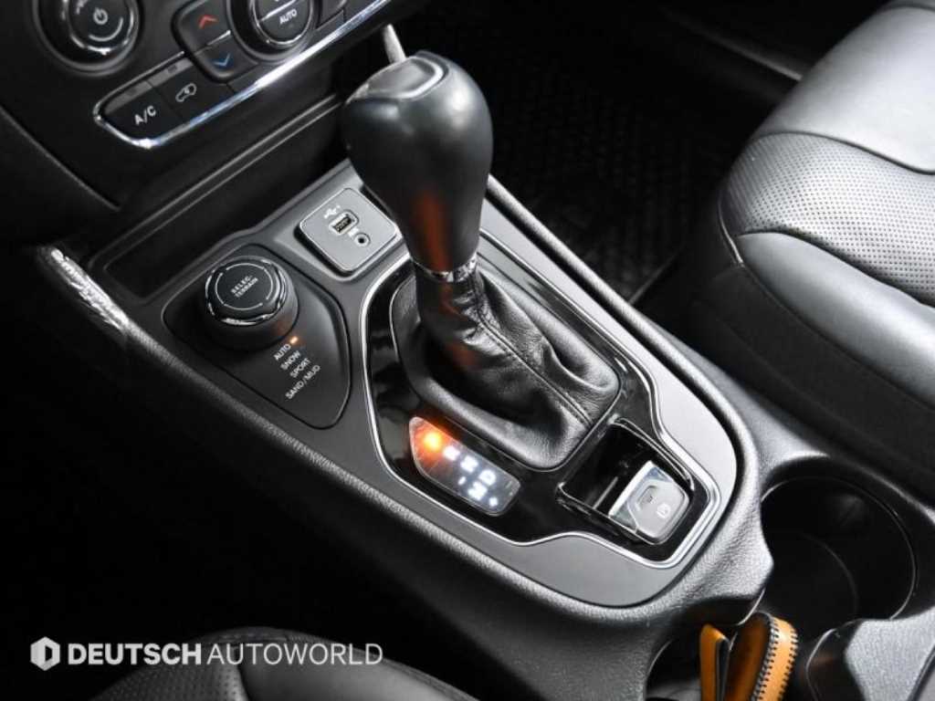 Jeep Cherokee - Vista 9