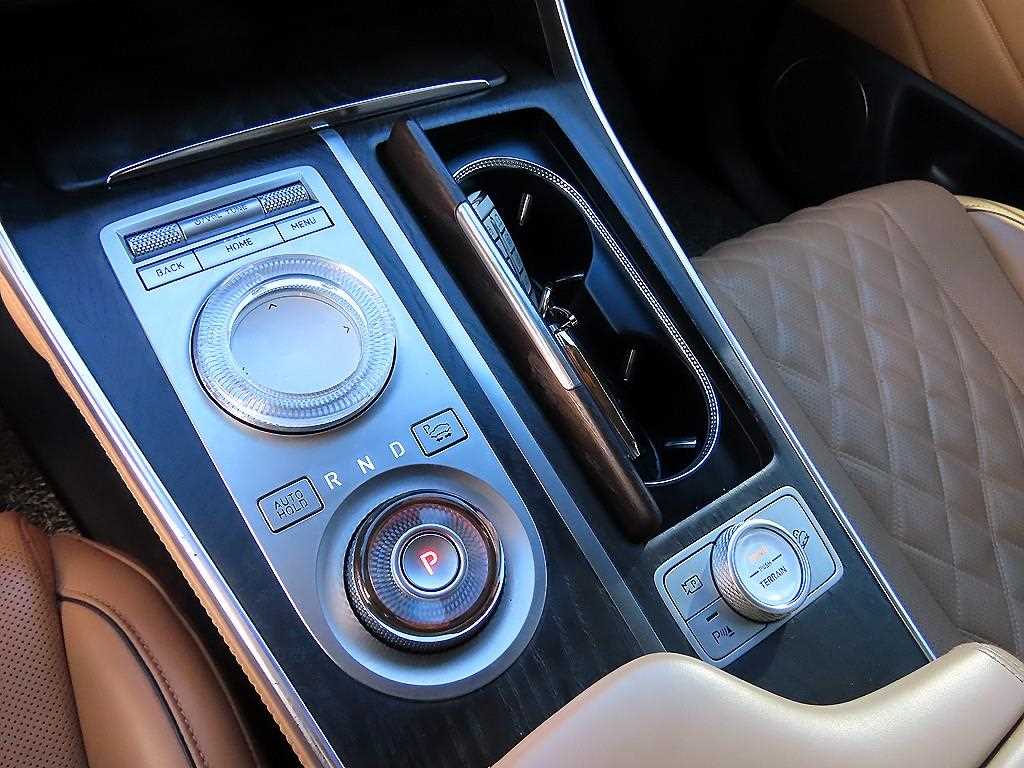 Genesis GV80 - Vista 10