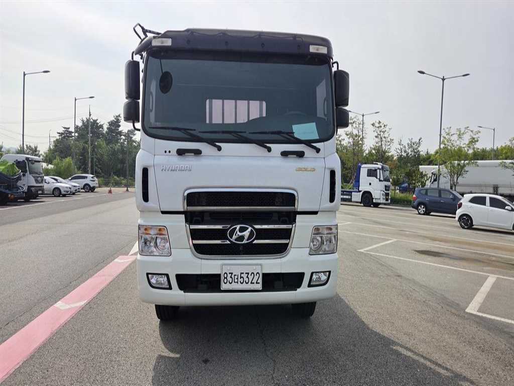 medium and large cargo Cargo 2019 Blanco - Importación desde Corea - HF Imports Iquique - Foto 1