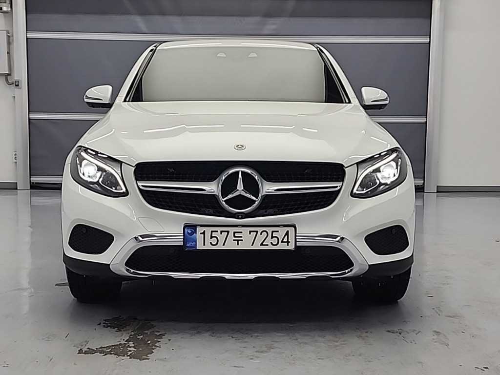 Mercedes Benz GLC Class - Vista 2
