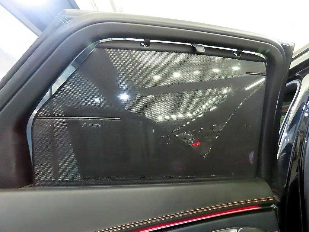 Genesis GV70 2025 Negro - Importación desde Corea - HF Imports Iquique - Foto 14