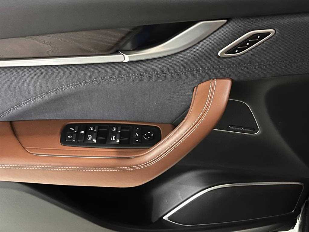 Maserati Levante 2019 Negro - Importación desde Corea - HF Imports Iquique - Foto 14