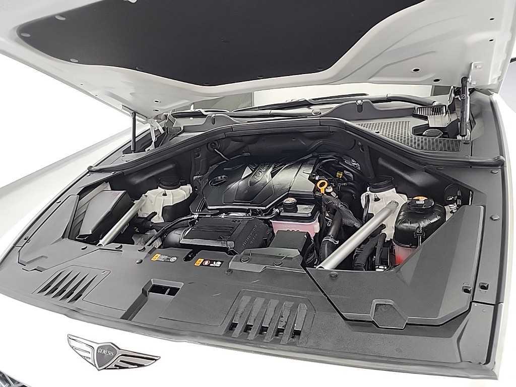 Genesis GV80 - Vista 5