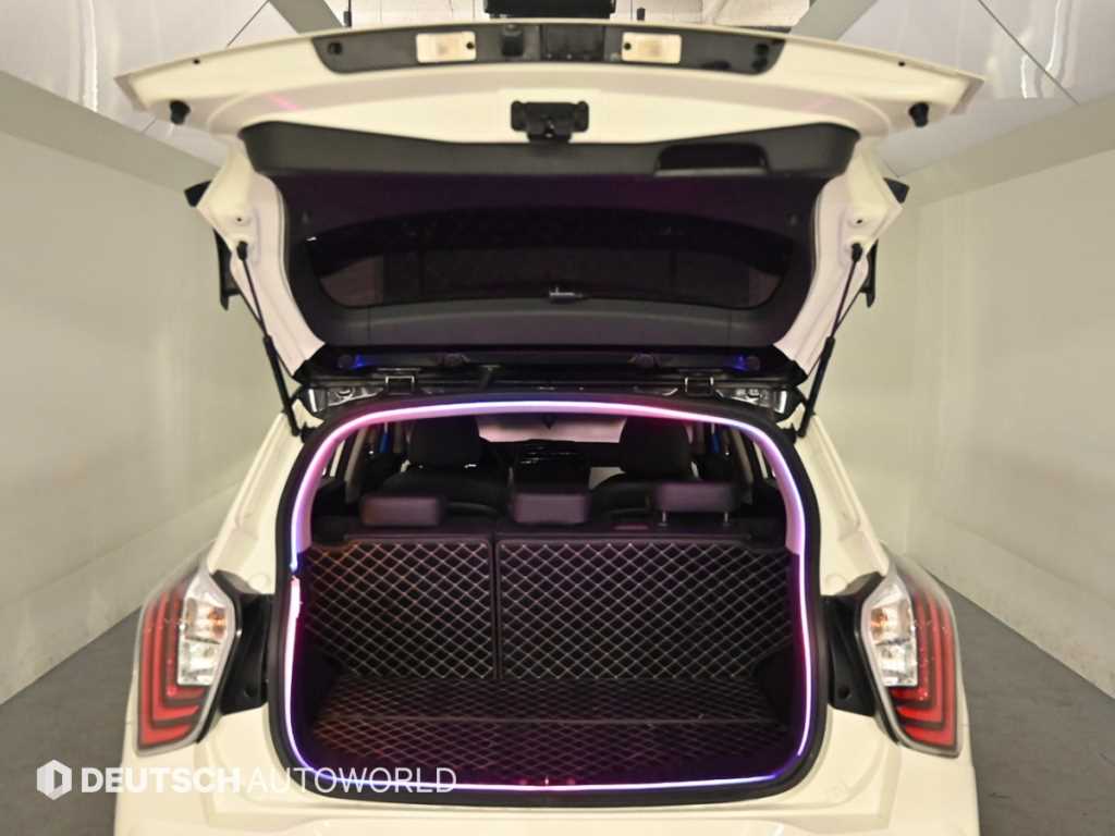 Ssangyong Tivoli 2022 Blanco - Importación desde Corea - HF Imports Iquique - Foto 20