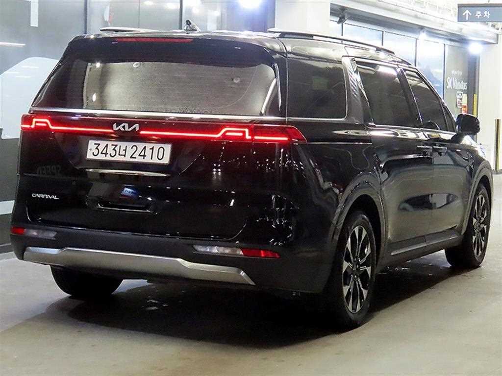 KIA Carnival - Vista 4