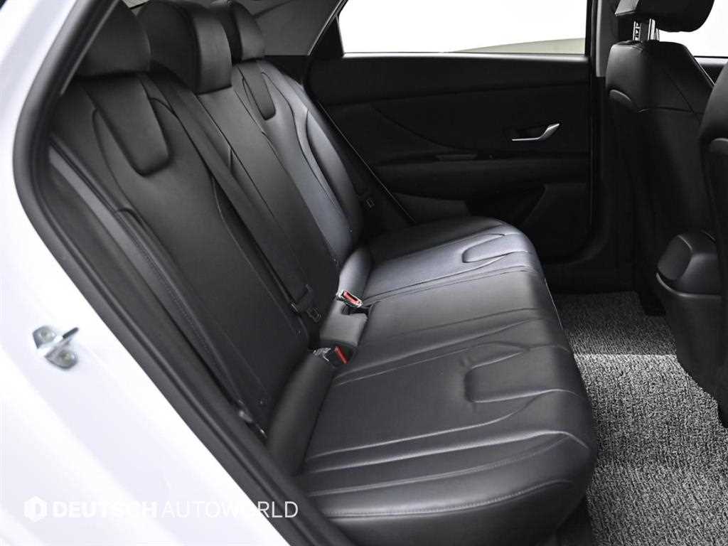 HYUNDAI Avante - Vista 12