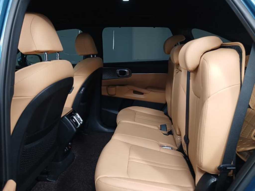 KIA Sorento - Vista 7