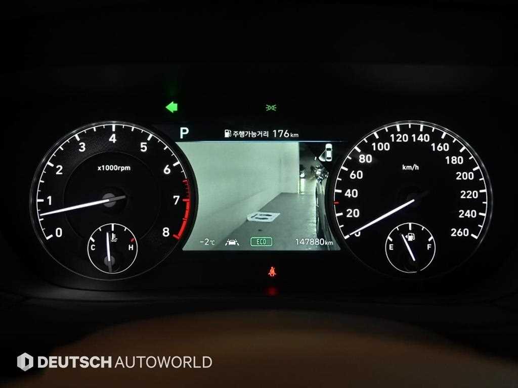 Genesis G90 - Vista 8