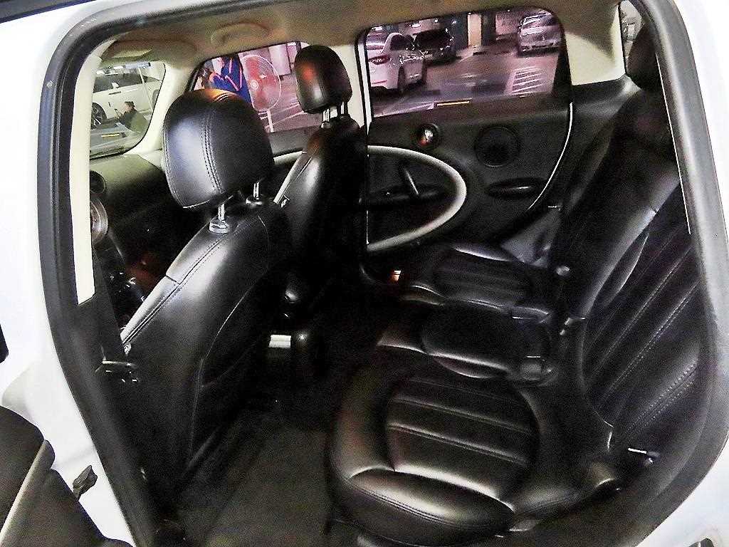 Mini Countryman - Vista 7