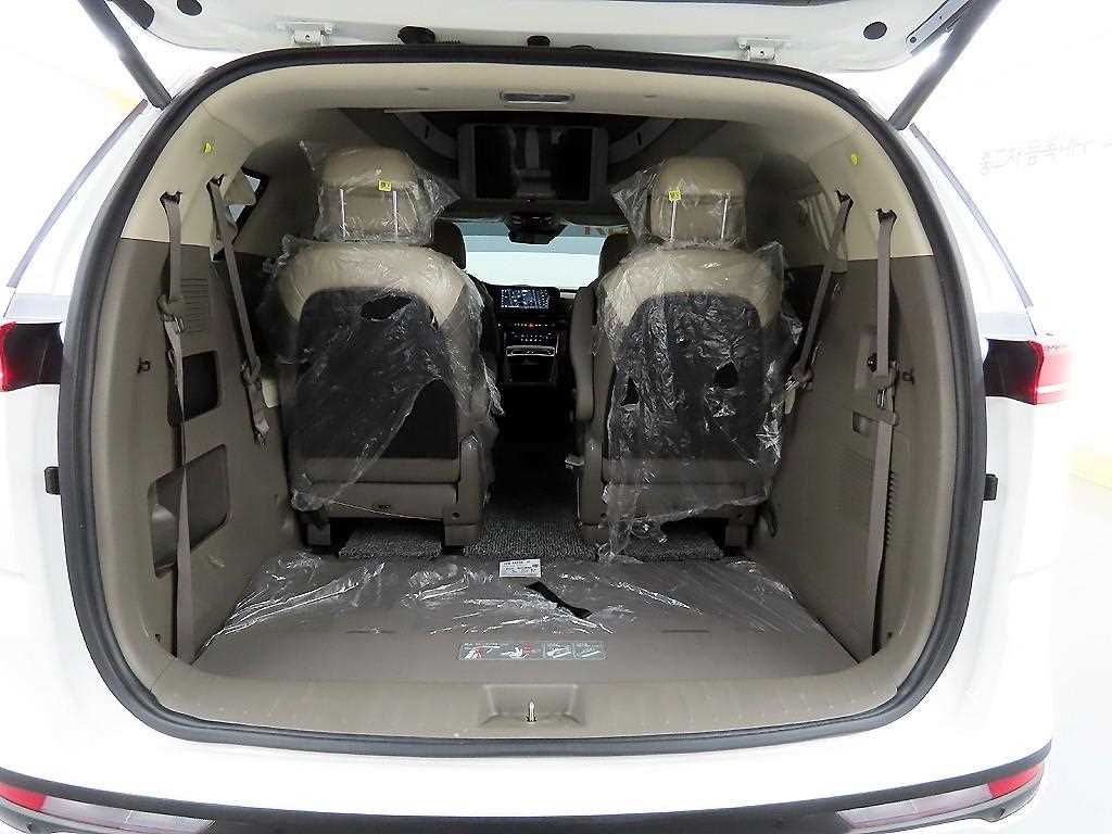 KIA Carnival 2023 Blanco - Importación desde Corea - HF Imports Iquique - Foto 17