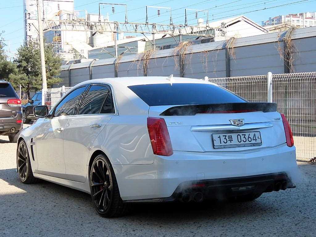 Cadillac CTS-V - Vista 3