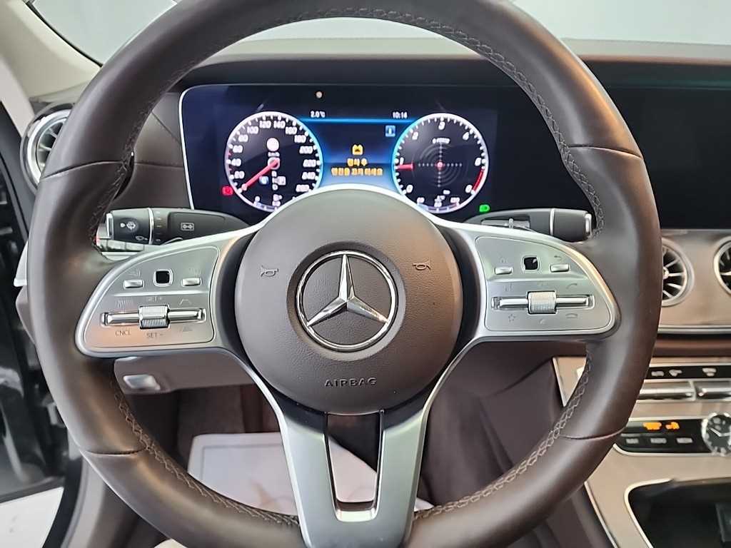 Mercedes Benz CLS Class - Vista 9