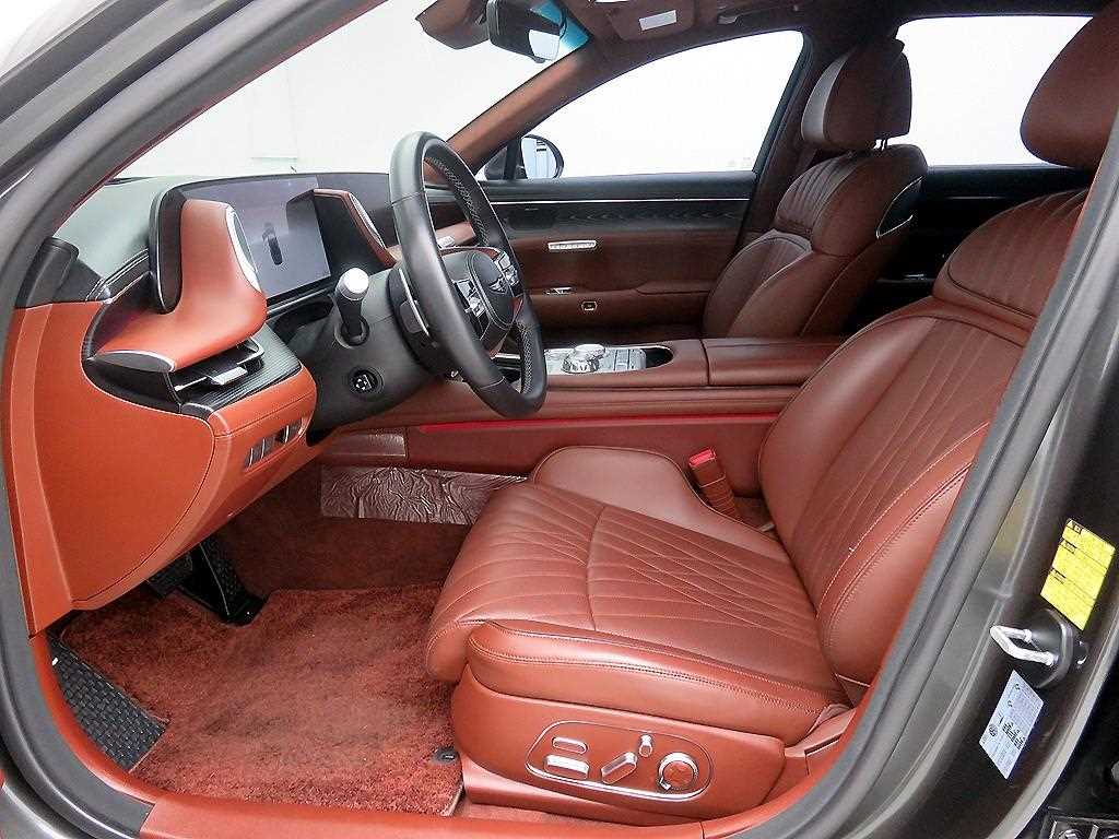 Genesis G90 - Vista 6