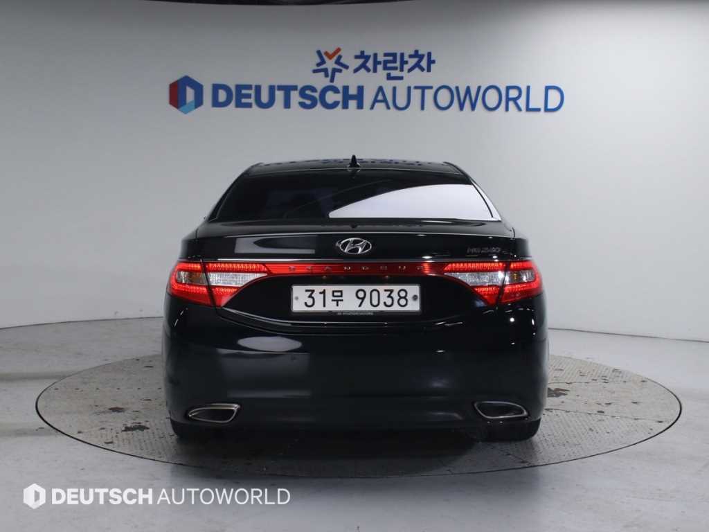 HYUNDAI Grandeur - Vista 4