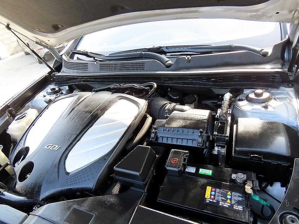 HYUNDAI Grandeur 2012 Plateado - Importación desde Corea - HF Imports Iquique - Foto 19