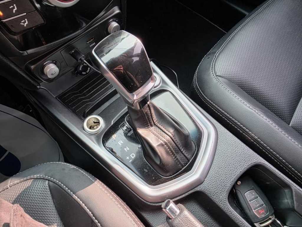 Ssangyong Tivoli 2019 Blanco - Importación desde Corea - HF Imports Iquique - Foto 19