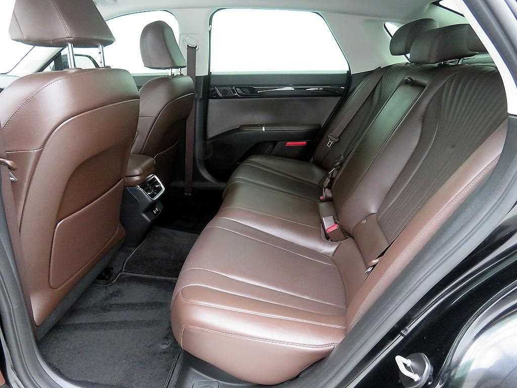 HYUNDAI Grandeur - Vista 7