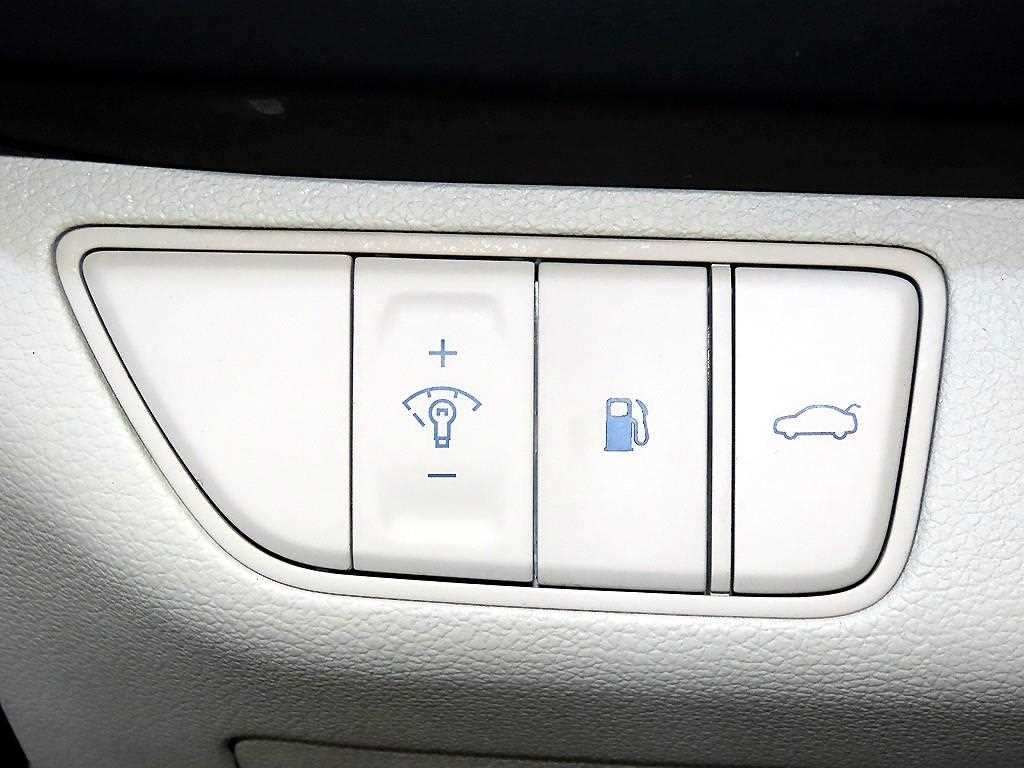 Genesis G70 2022 Blanco - Importación desde Corea - HF Imports Iquique - Foto 15