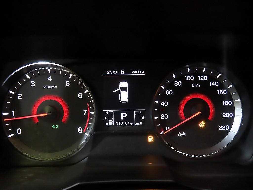 Ssangyong Tivoli - Vista 9