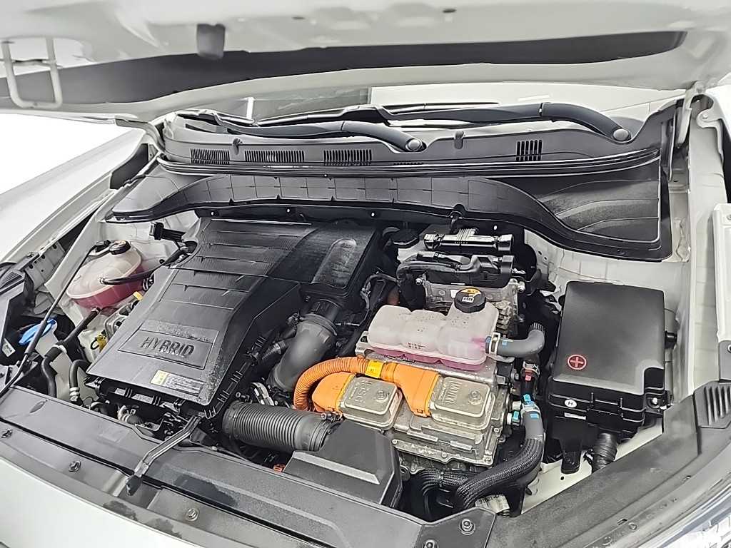 HYUNDAI Kona - Vista 5