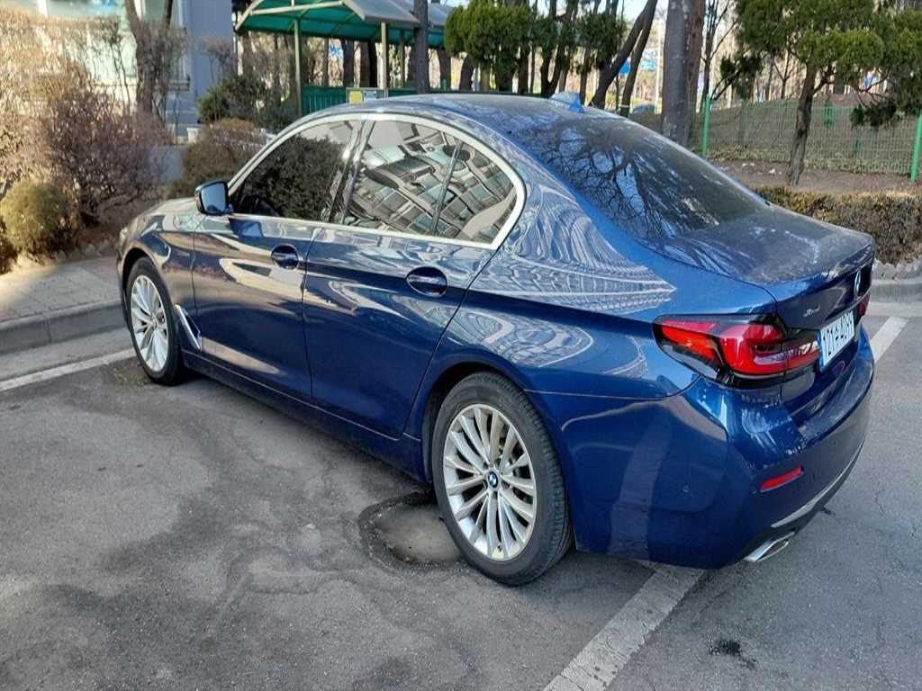 BMW 5 Series - Vista 5