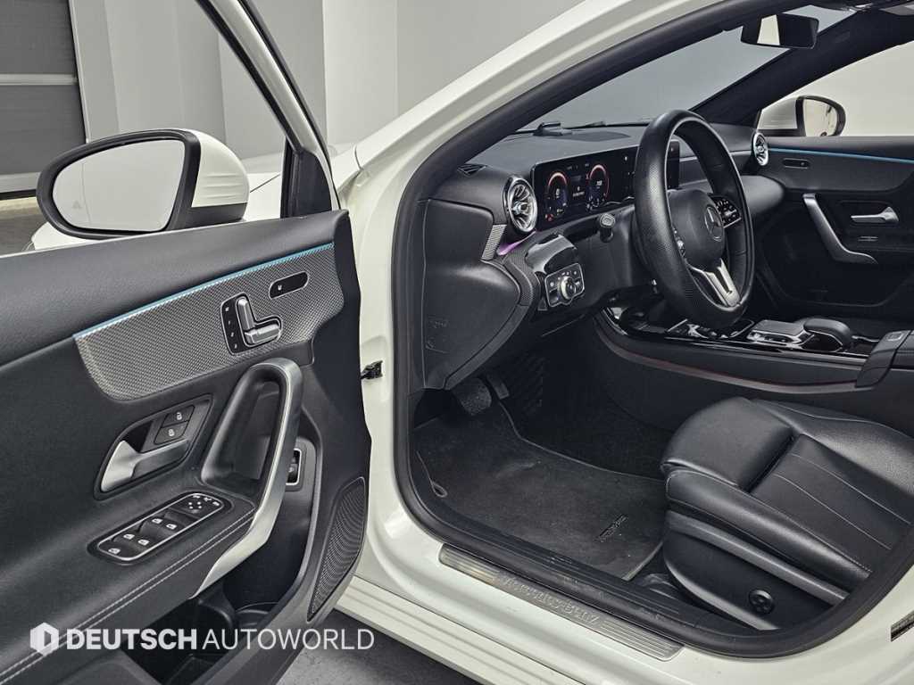 Mercedes Benz A Class - Vista 11