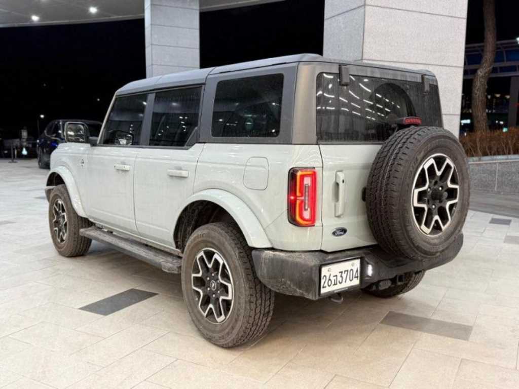 Ford Bronco - Vista 3