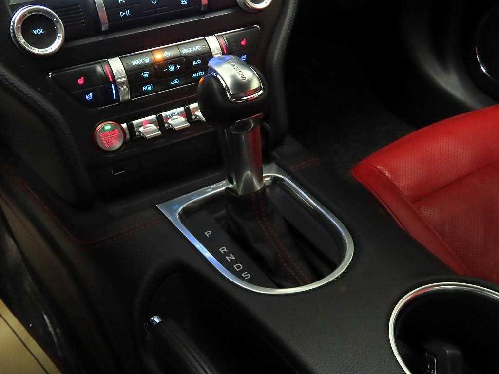 Ford Mustang - Vista 11