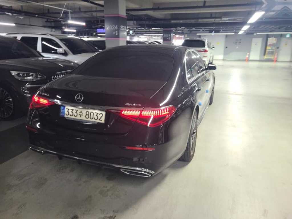 Mercedes Benz S Class - Vista 4