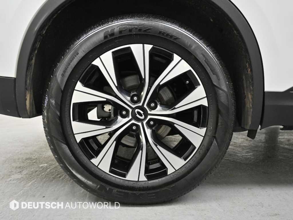 SAMSUNG QM6 - Vista 5