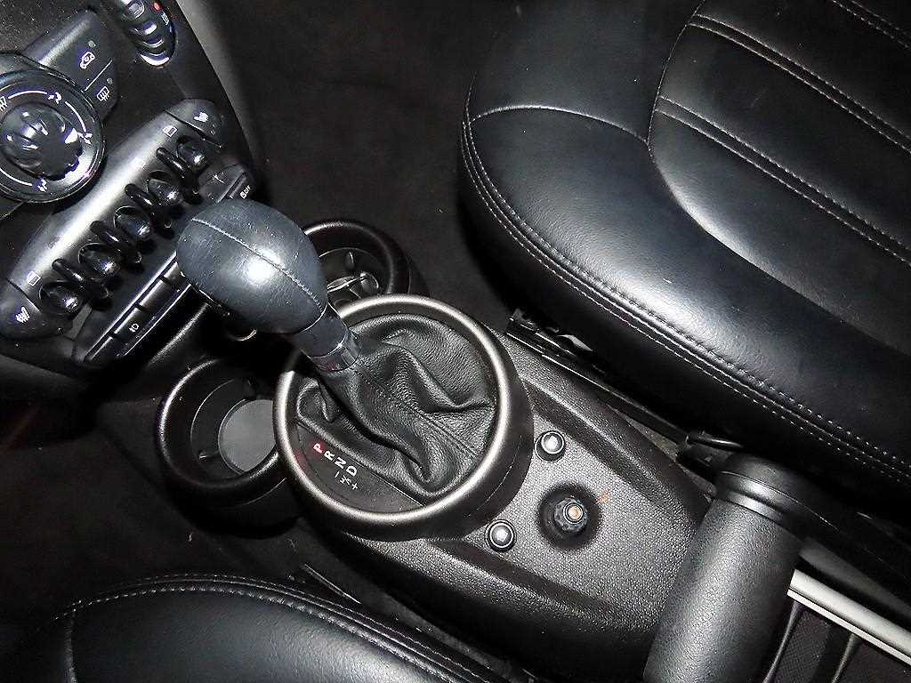 Mini Countryman - Vista 12