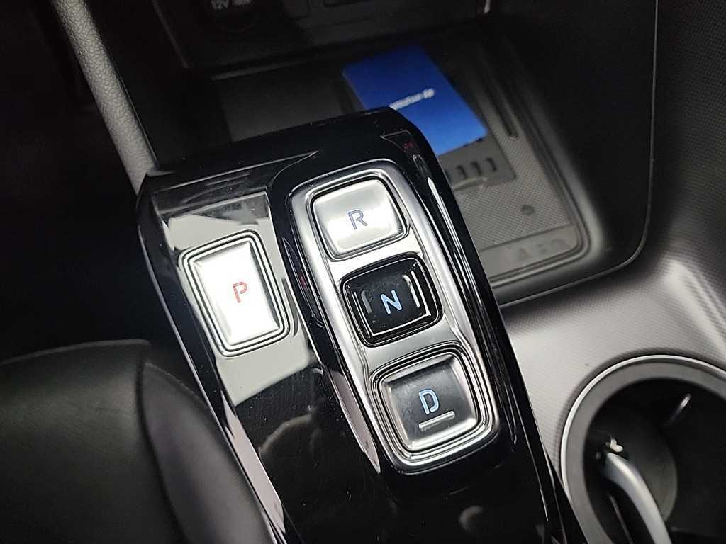 HYUNDAI Sonata - Vista 8