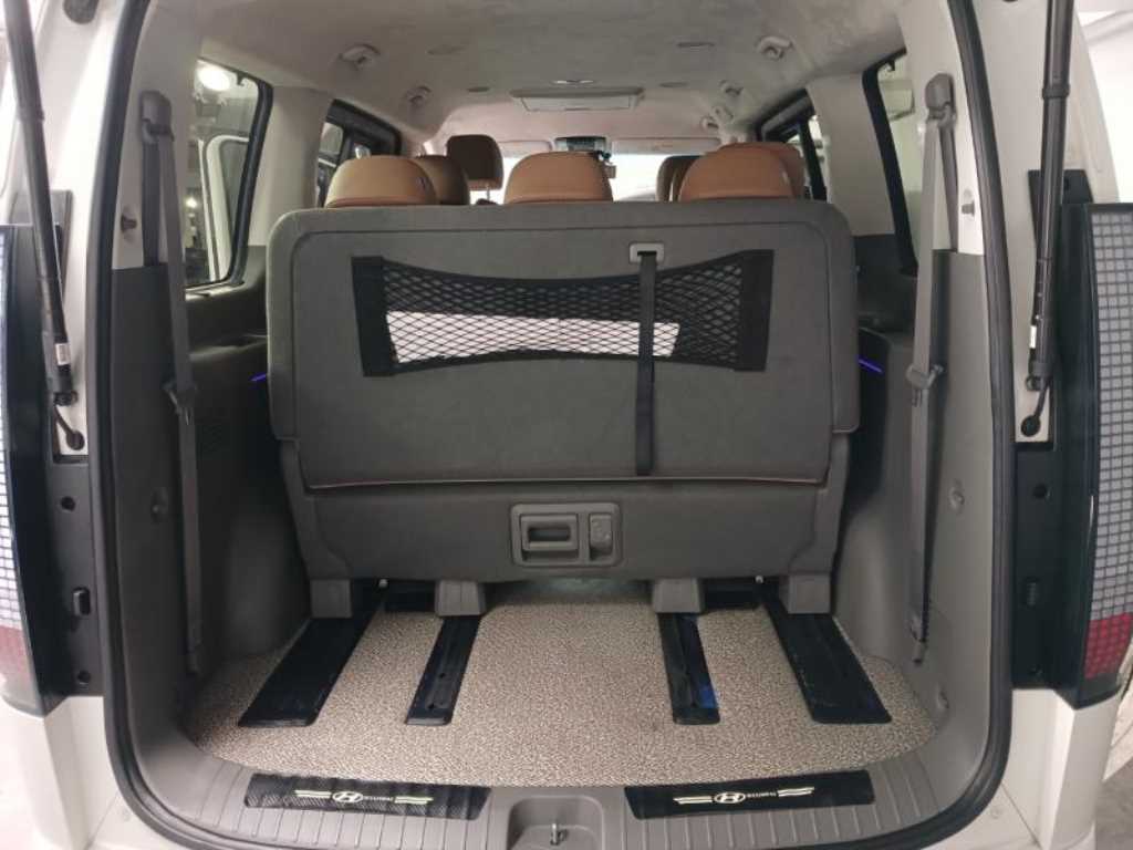 HYUNDAI Staria 2023 Blanco - Importación desde Corea - HF Imports Iquique - Foto 18