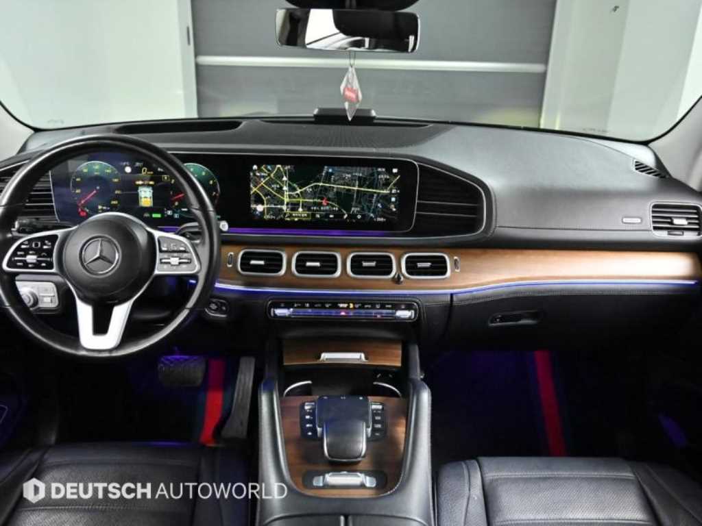 Mercedes Benz GLE Class - Vista 7