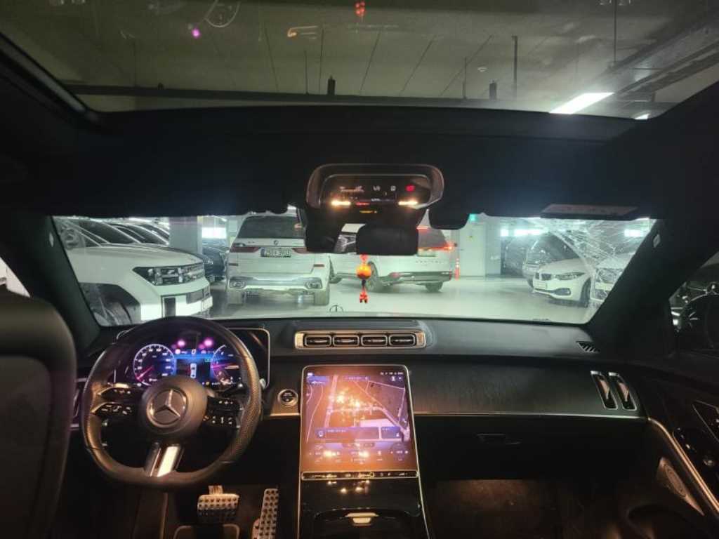 Mercedes Benz S Class - Vista 8