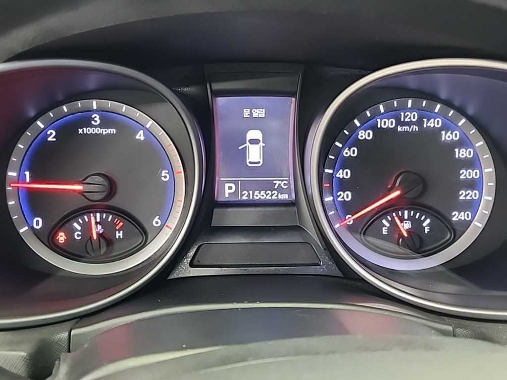 HYUNDAI Santa Fe - Vista 6