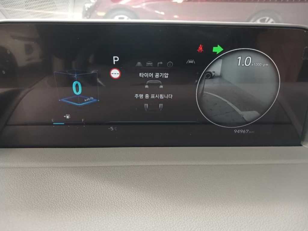 HYUNDAI Staria - Vista 12