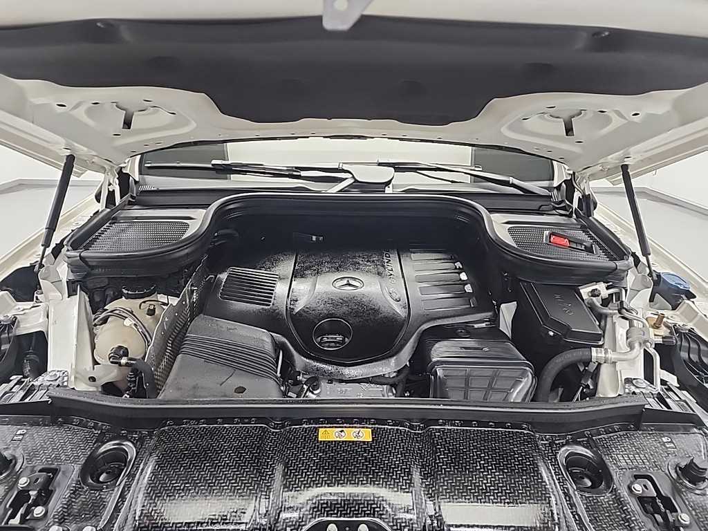 Mercedes Benz GLE Class - Vista 5