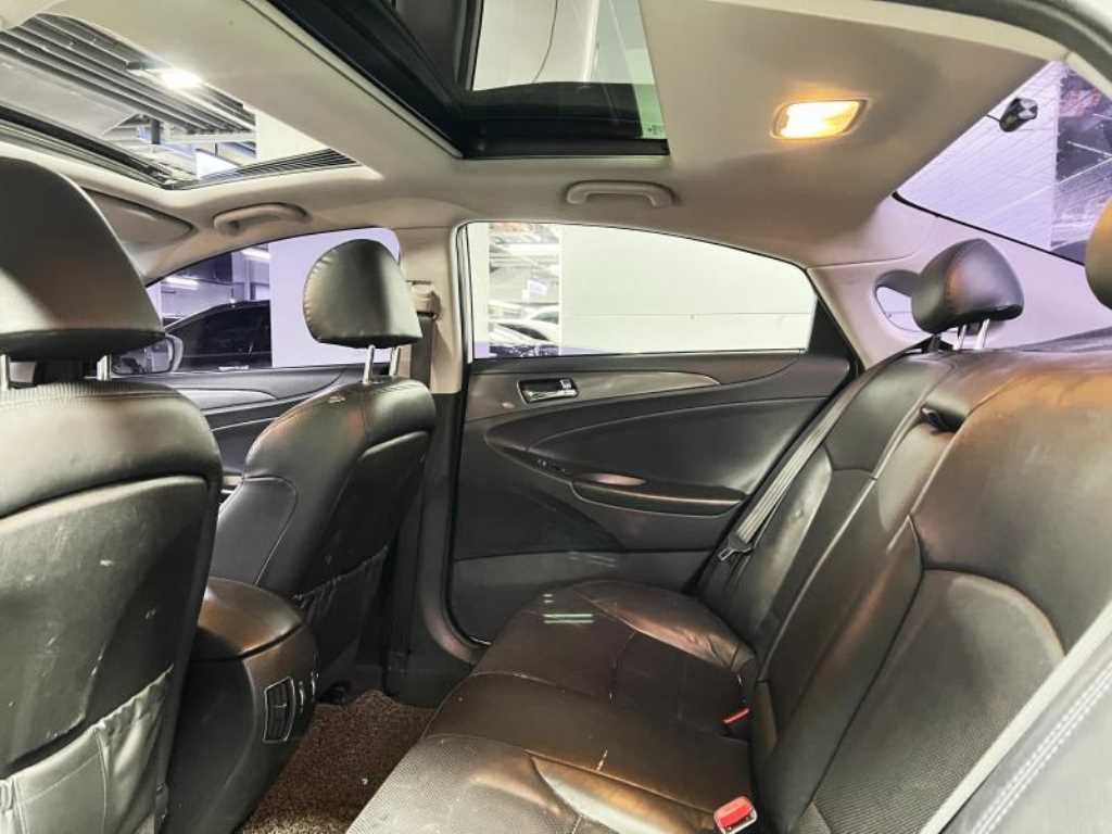 HYUNDAI Sonata 2012 Blanco - Importación desde Corea - HF Imports Iquique - Foto 19