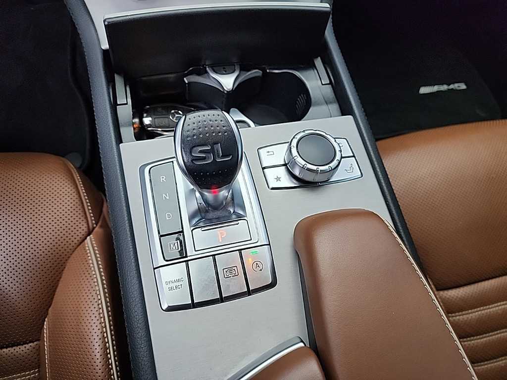 Mercedes Benz SL Class - Vista 9