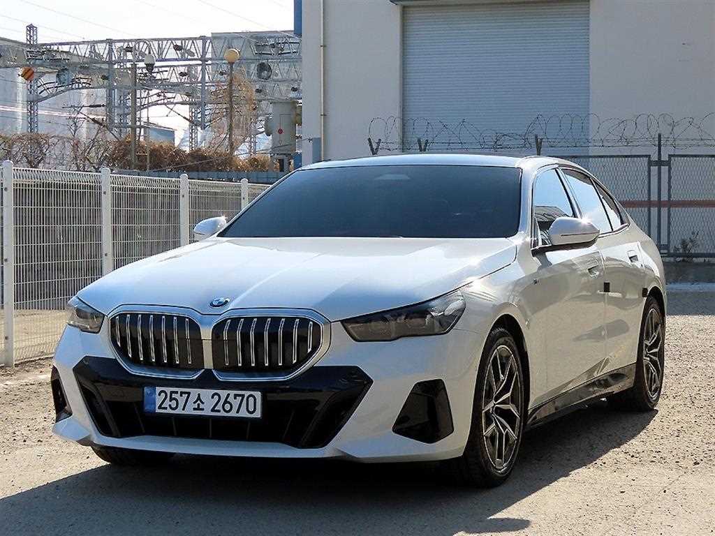 BMW 5 Series - Vista 2