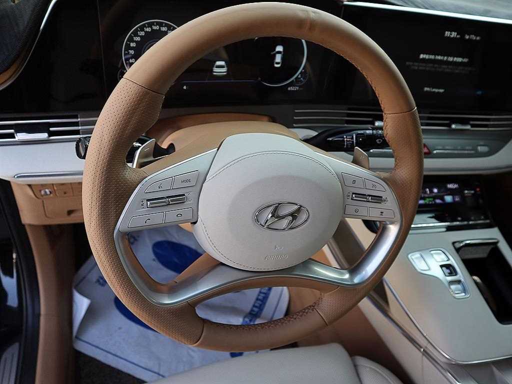 HYUNDAI Grandeur - Vista 8