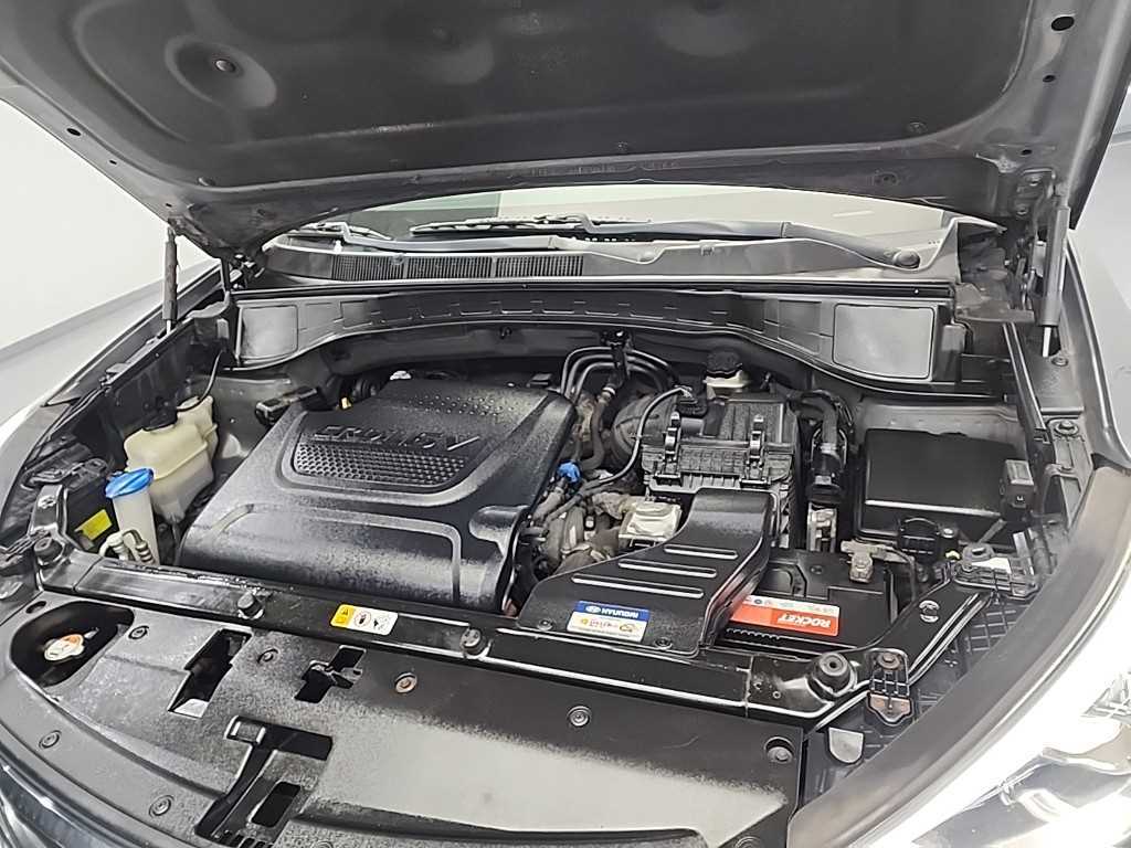 HYUNDAI Santa Fe - Vista 5