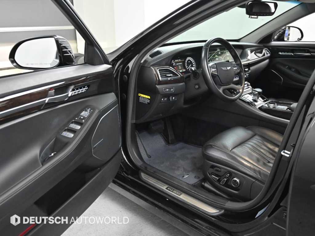 Genesis EQ900 - Vista 11