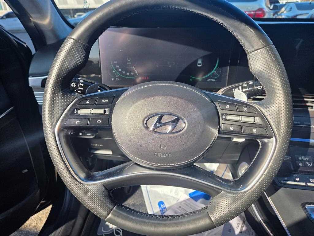 HYUNDAI Grandeur - Vista 9